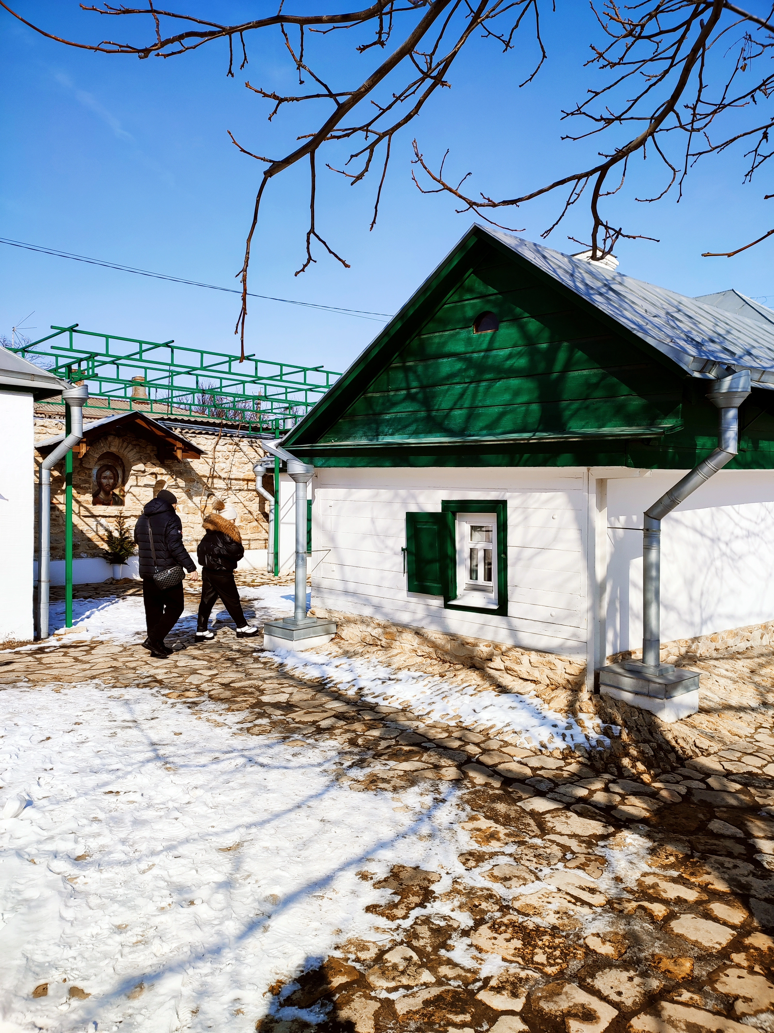 Келья Павла, пер. Тургеневский, 82 Келья Павла, пер. Тургеневский, 82