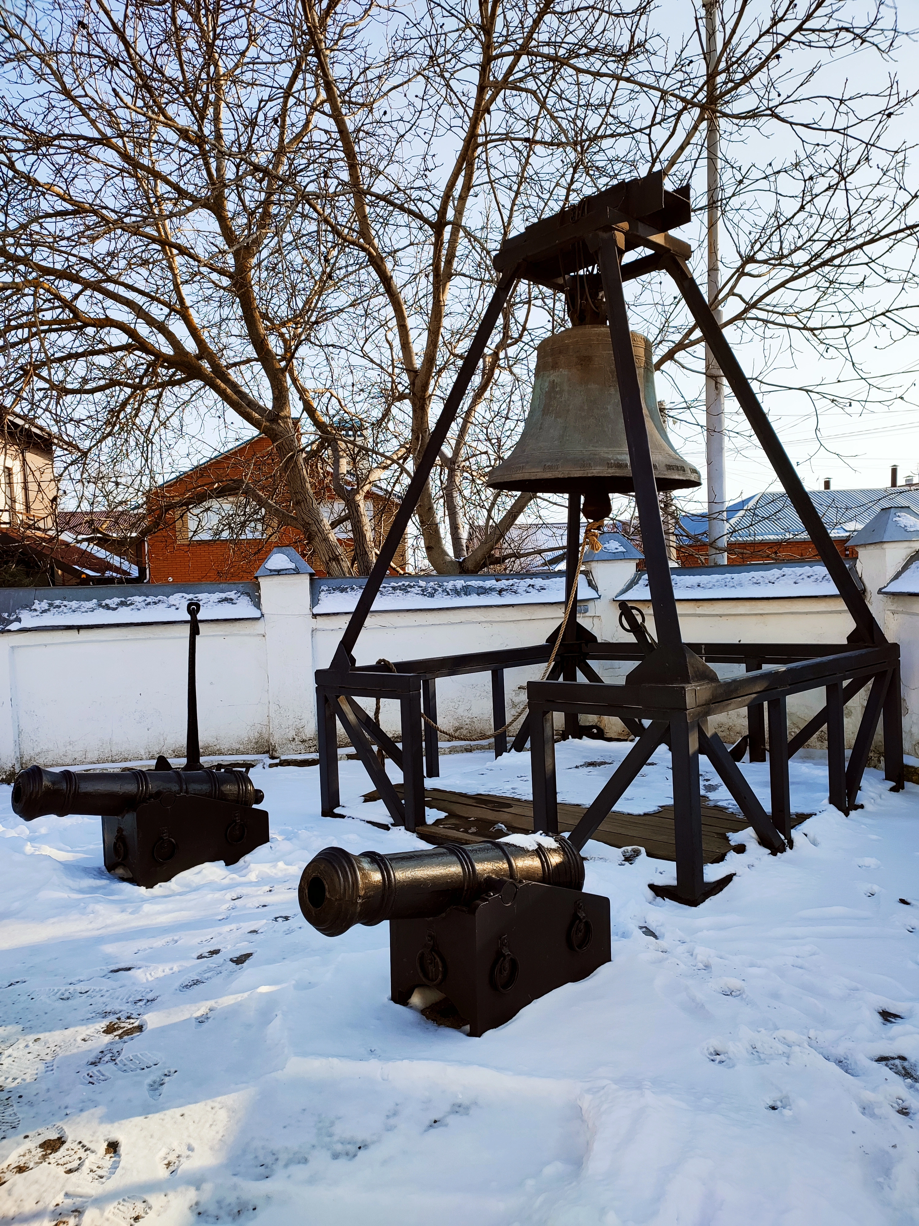 Подворье Никольского храма, ул. Шевченко, 28 Подворье Никольского храма, ул. Шевченко, 28