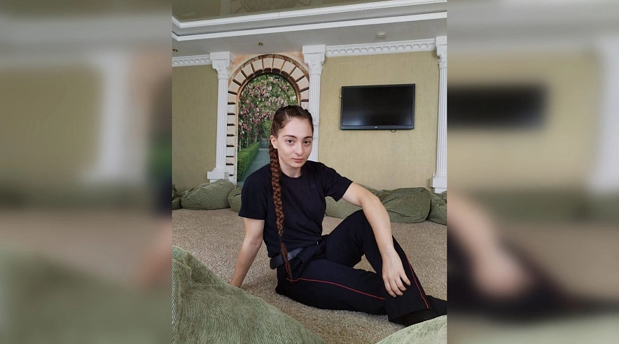 Следы на пляже исчезли: новые подробности в деле пропавшей Анны Цомартовой