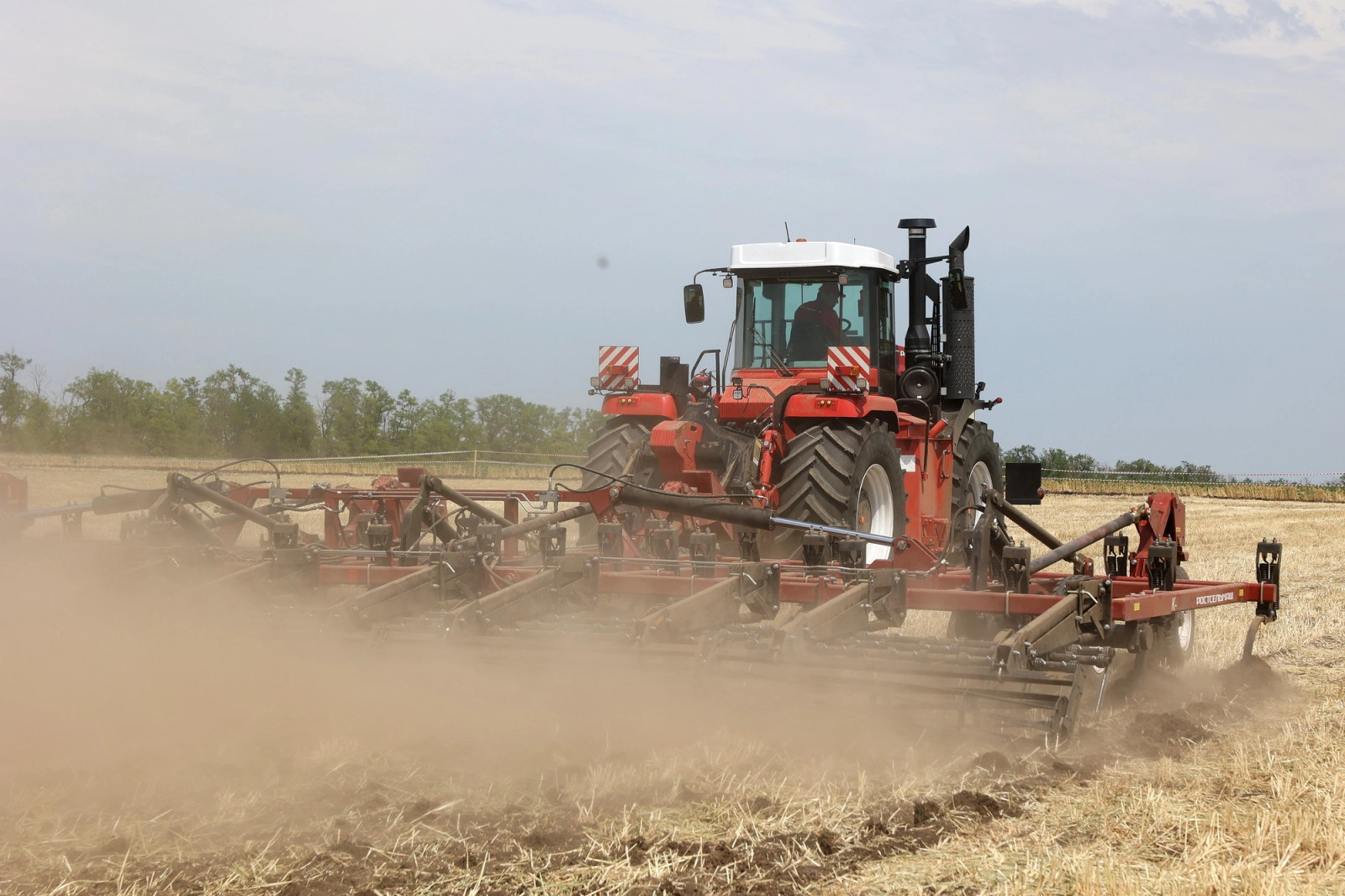 В Константиновском районе с 13 ноября введен режим ЧС из-за почвенной засухи