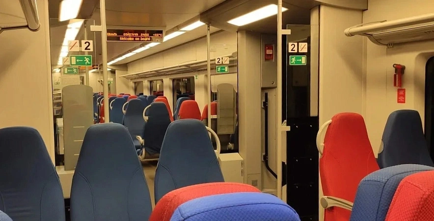 Поезд (1).jpg Поезд (1).jpg