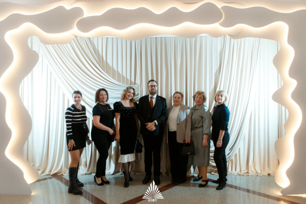 IMG_0013 (3).jpg IMG_0013 (3).jpg