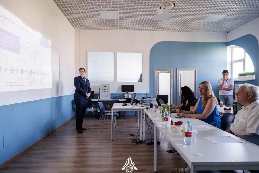 SEV_0761.jpg SEV_0761.jpg