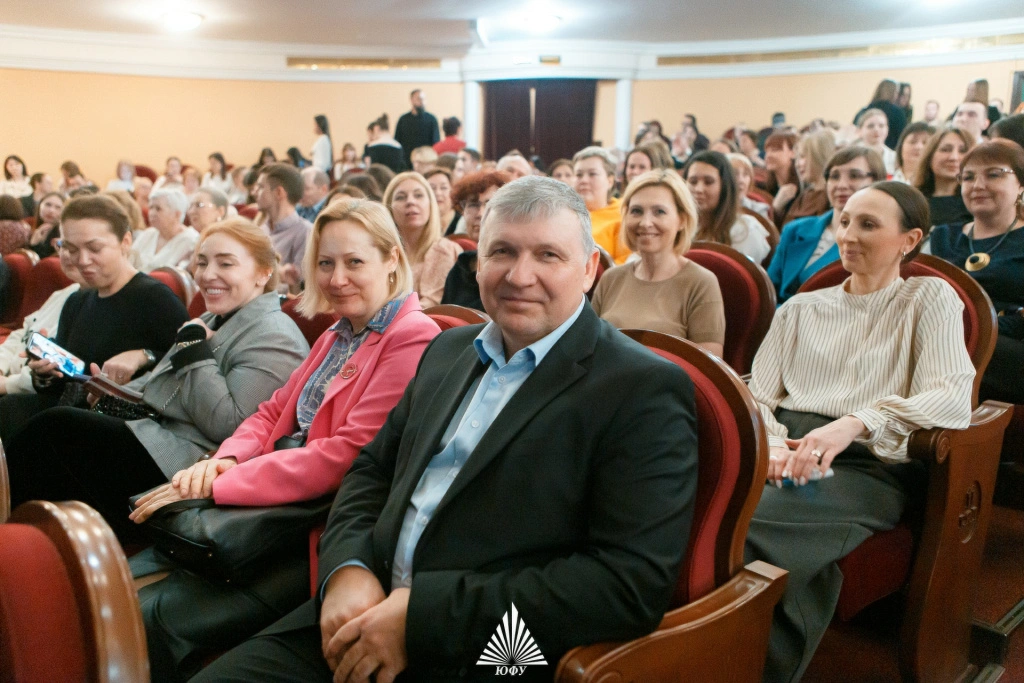 IMG_0039.jpg IMG_0039.jpg