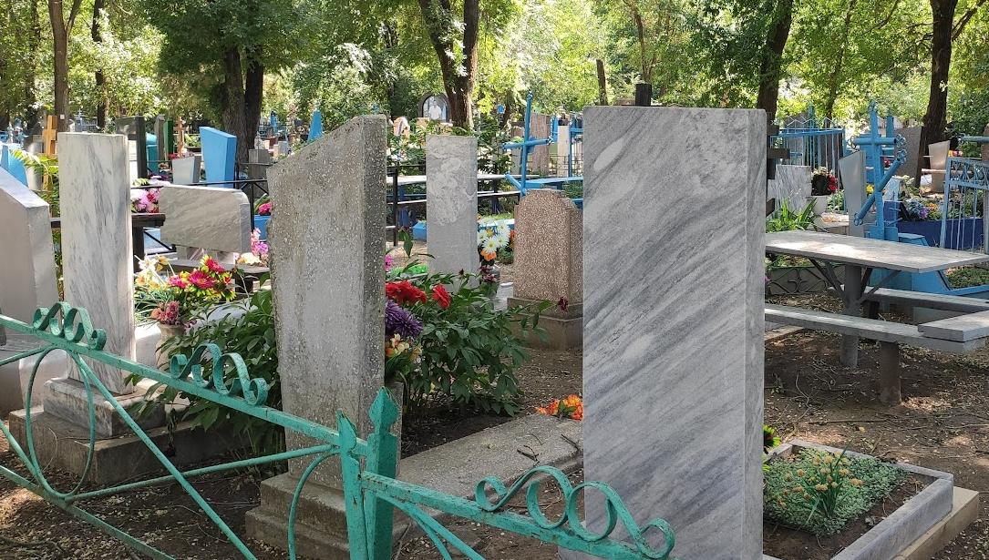 
                     Начальник ГАИ в Ростовской области призвал родителей не покупать детям гробы 
                
