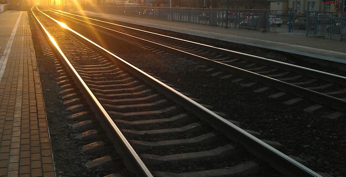 Фото: В Ростове мужчину насмерть сбил поезд, фото из публикаций 1rnd