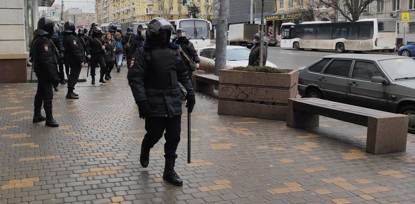 
                     В Ростовской области усилят меры безопасности перед Днём народного единства 
                