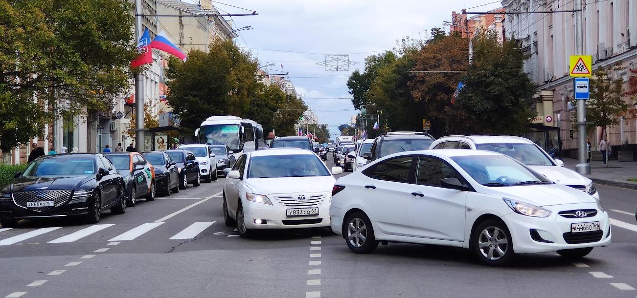 
                     В Ростове введут абонемент для оплаты парковки  
                