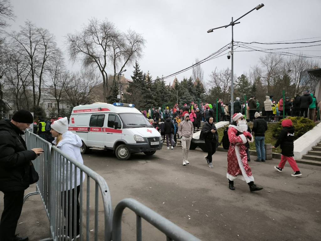 участники утреннего новогоднего забега в Ростове