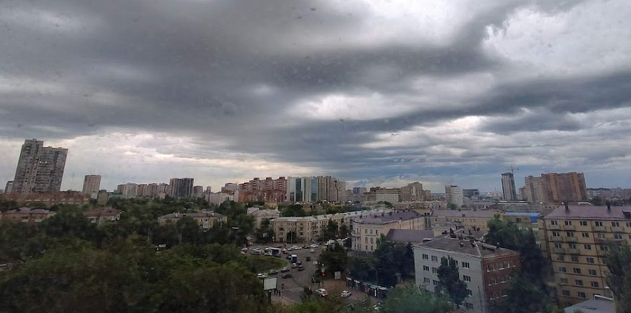 Фото: Грозовые тучи над центральной частью Ростова, кадр 1rnd