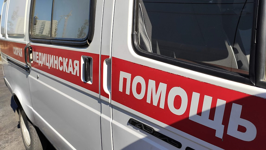 Фото: Машина скорой помощи в Ростове, кадр 1rnd