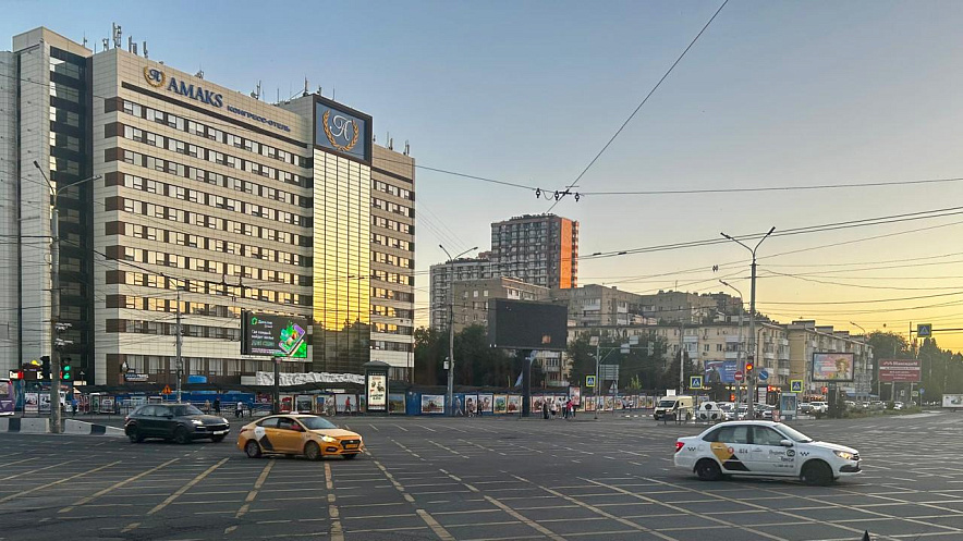 Фото: В Ростове "Газпром" выступил против строительства нового ТЦ на площади Ленина / кадр из архива 1Rnd.