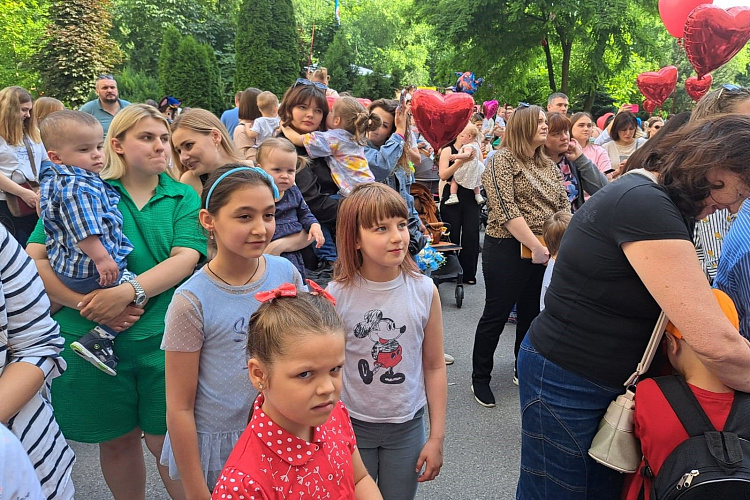 Фото: праздники на День защиты детей // фото с сайта правительства Ростовской области